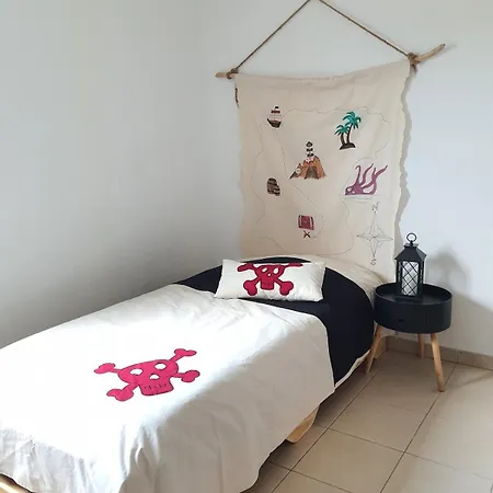 Maison Avec Acces Direct Plage, 3 Cbres Apartman Gruissan