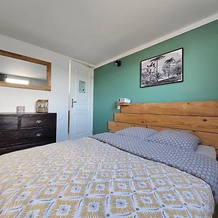 Maison Avec Acces Direct Plage, 3 Cbres Gruissan