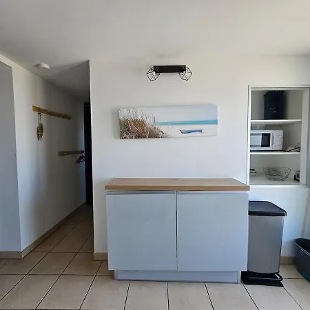 Maison Avec Acces Direct Plage, 3 Cbres Apartman *